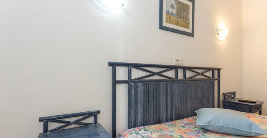 Residencial Miramar Hotell Quarteira Rum bild